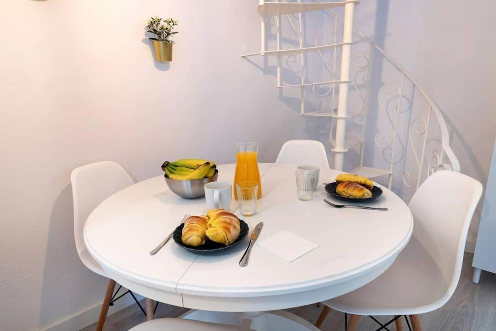 Duplex Lx Factory 2 Bedroom - Patio - Free Parking Lisboa 外观 照片
