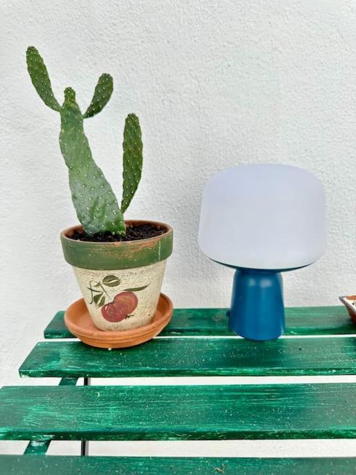 Duplex Lx Factory 2 Bedroom - Patio - Free Parking Lisboa 外观 照片