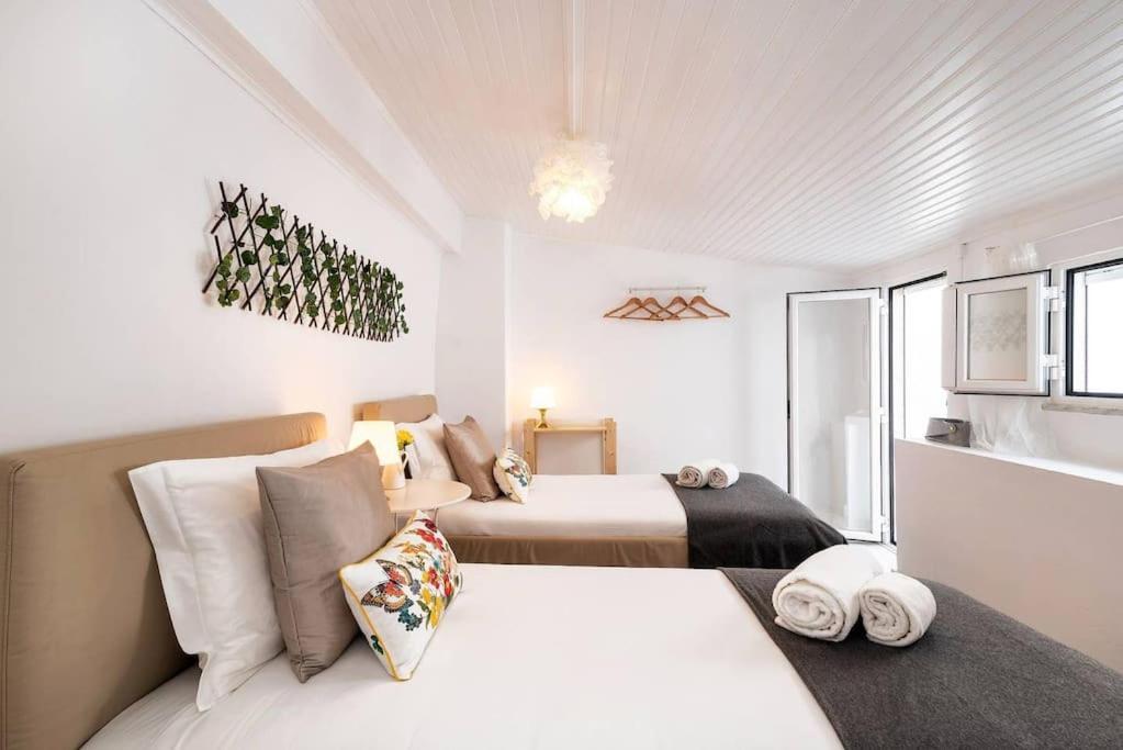 Duplex Lx Factory 2 Bedroom - Patio - Free Parking Lisboa 外观 照片